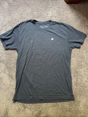 Men's Into the AM Crew Neck T-Shirt in Dark Charcoal/ Navy Sz M